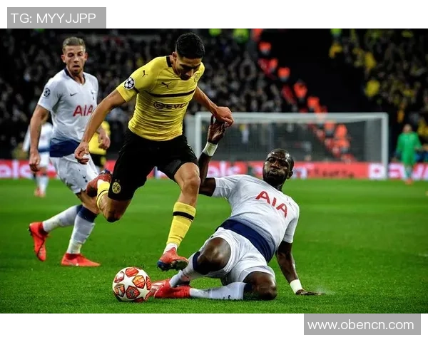 欧冠激战：里昂凭借帽子戏法力克热刺全场沸腾十大精彩进球回顾