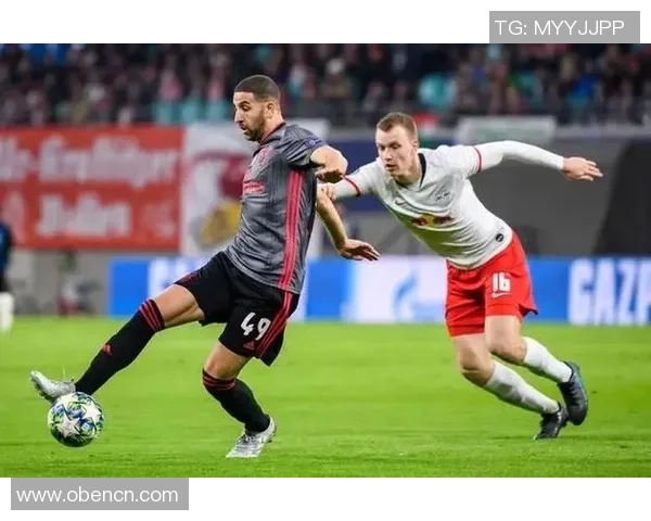 世界杯精彩对决本菲卡与拜仁战平转会传闻引发热议