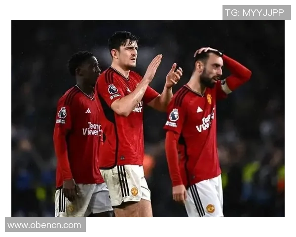 英超精彩对决曼联主场大胜里昂展现强大实力