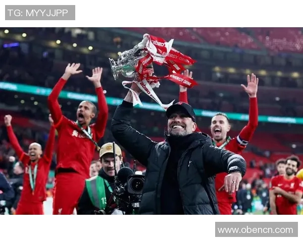 意甲激战利物浦险胜曼联红牌争议引发全场热议